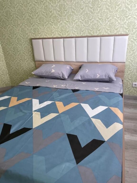 Барнаул: Na Prospekte Lenina 195A Apartment