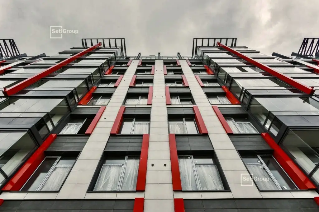 Санкт-Петербург: Квартира рядом с центром, у Невы