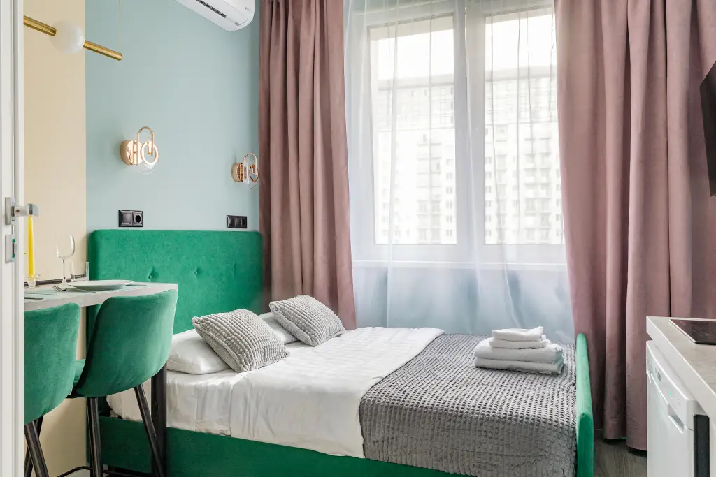 Апартаменты InHome24 Новые и Стильные Недалеко от Выставочного Центра — фото 1