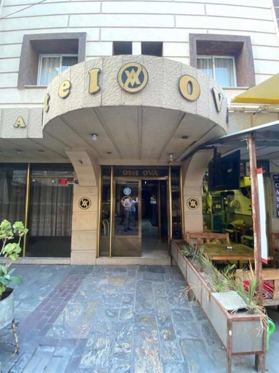 Измир: Otel OVA