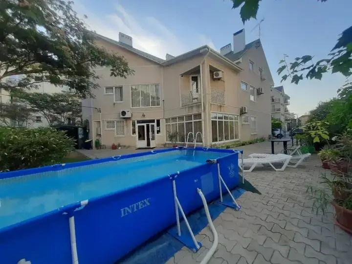 Анапа: Guest House on Pionersky prospekt 36