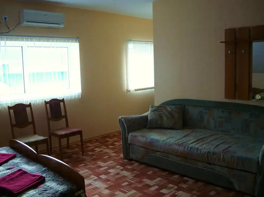 Анапа: Guest House on Pionersky prospekt 36