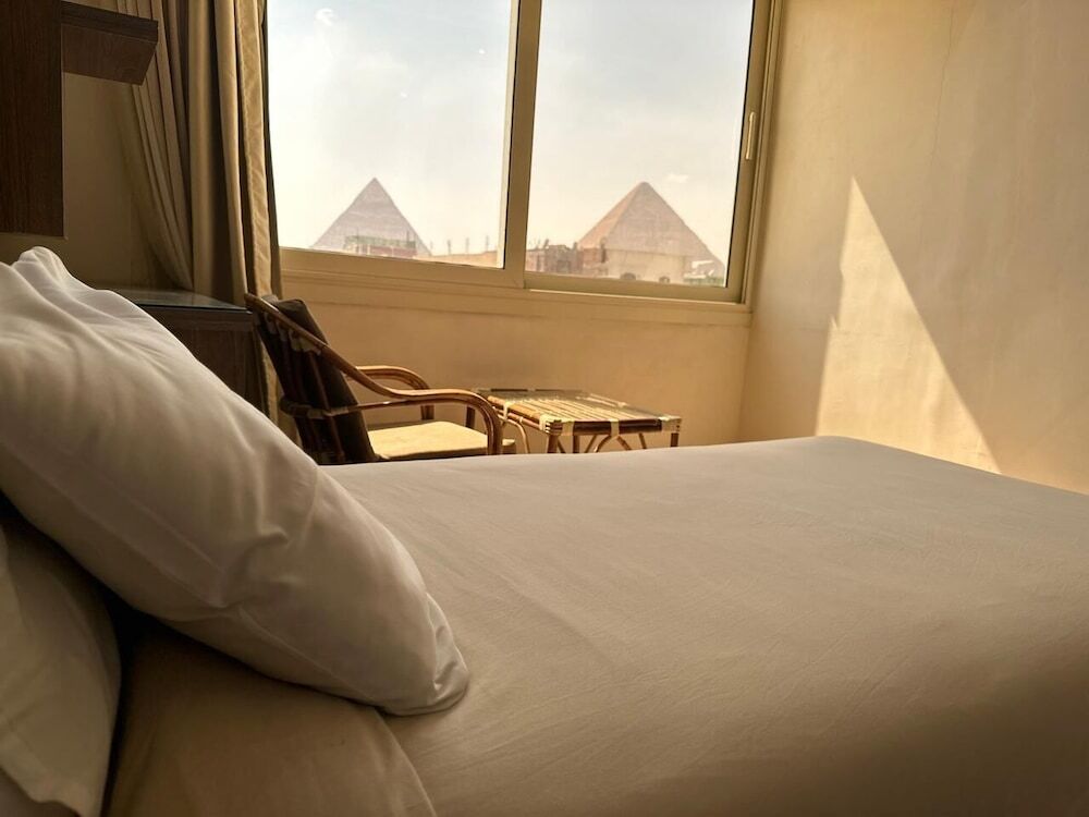 Гиза: Hassan Pyramids Hotel