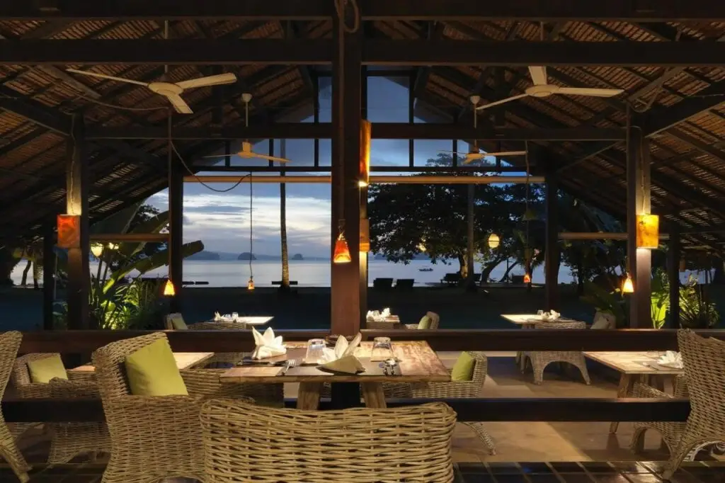 Яо Ной: 9 Hornbills Tented Camp