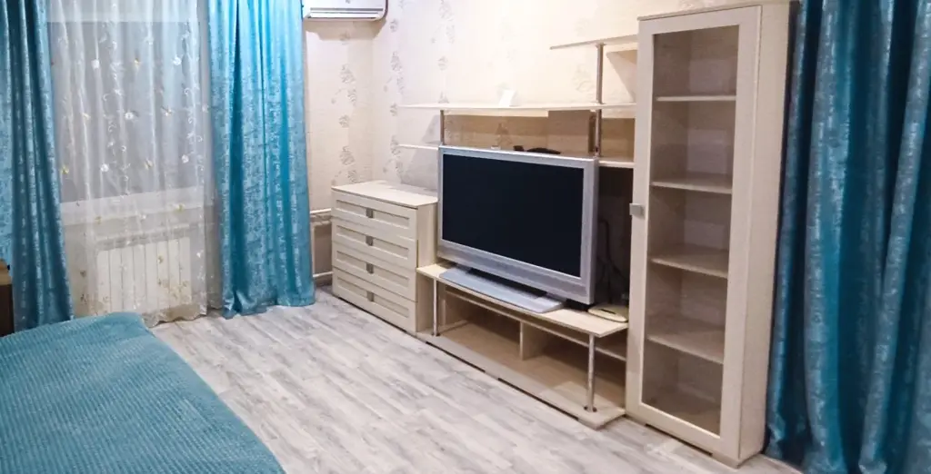 Старый Оскол: Квартира 1-комнатная в Старом Осколе