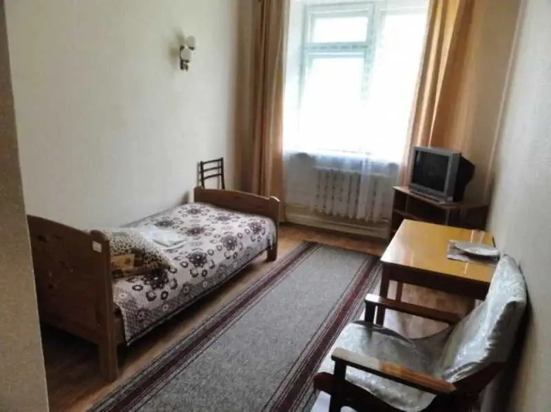 Ярославль: Pravoberezhnaya Hotel