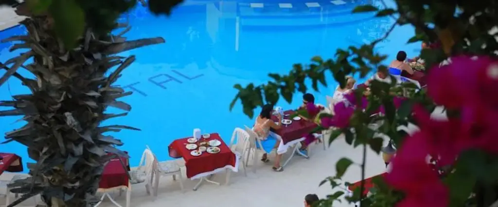 Бельдиби: Tal Hotel