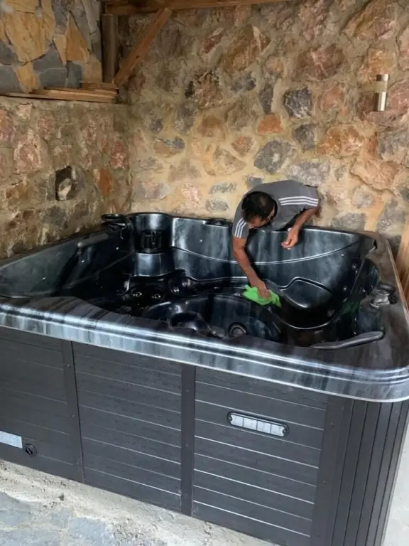 Инегол: Turkish Retreat