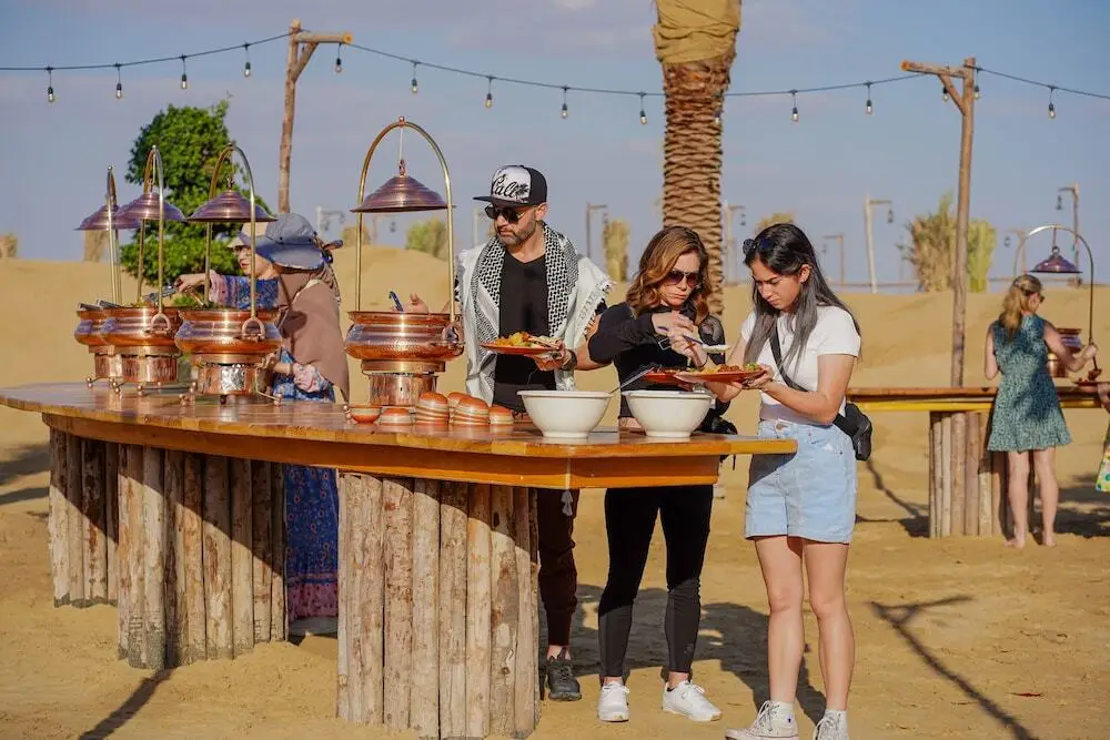 Дубай: Al Marmoom Oasis "Luxury Glamping & Bedouin Experience