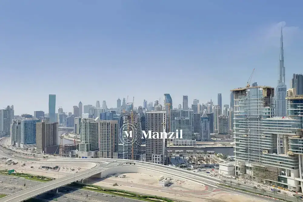 Дубай: Manzil - Cozy 1BR in Paramount w Burj Khalifa View