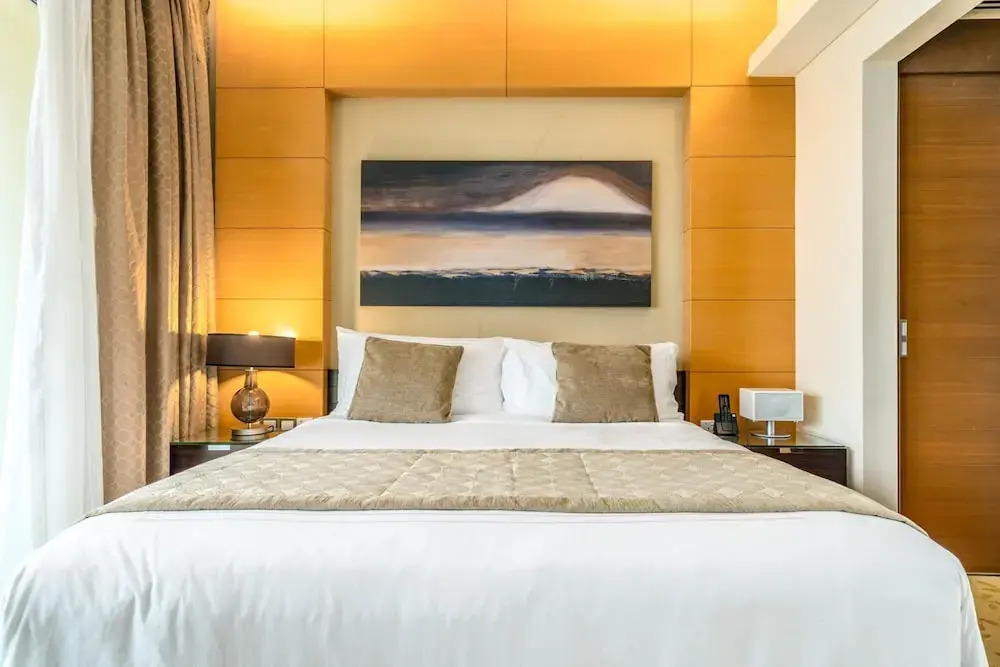 Luxe Address Dubai Mall Studio Burj Sea Views — фото 1