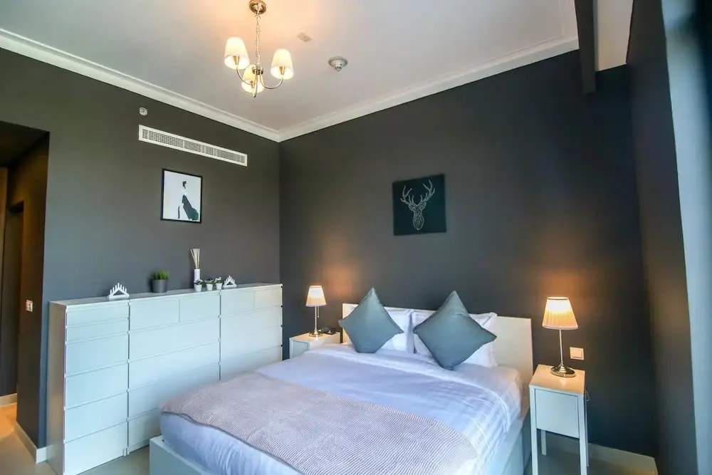 Дубай: Golf Course Views 3BR Vida Hills Weekly Cleaning