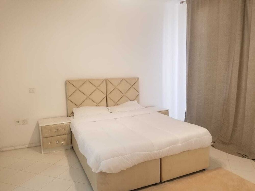 Дубай: 2-bedroom Town House
