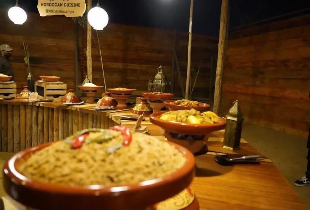 Дубай: Al Khayma Camp "Elite Glamping & Dining in Experience"