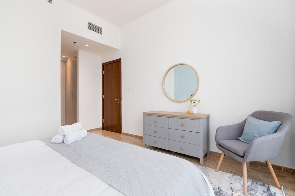 Дубай: SuperHost - Luxury Apt with Panoramic Burj and Canal Views