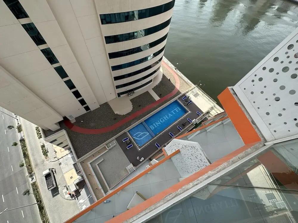 Дубай: Master Piece - Elegant Studio With Canal View in Business Bay