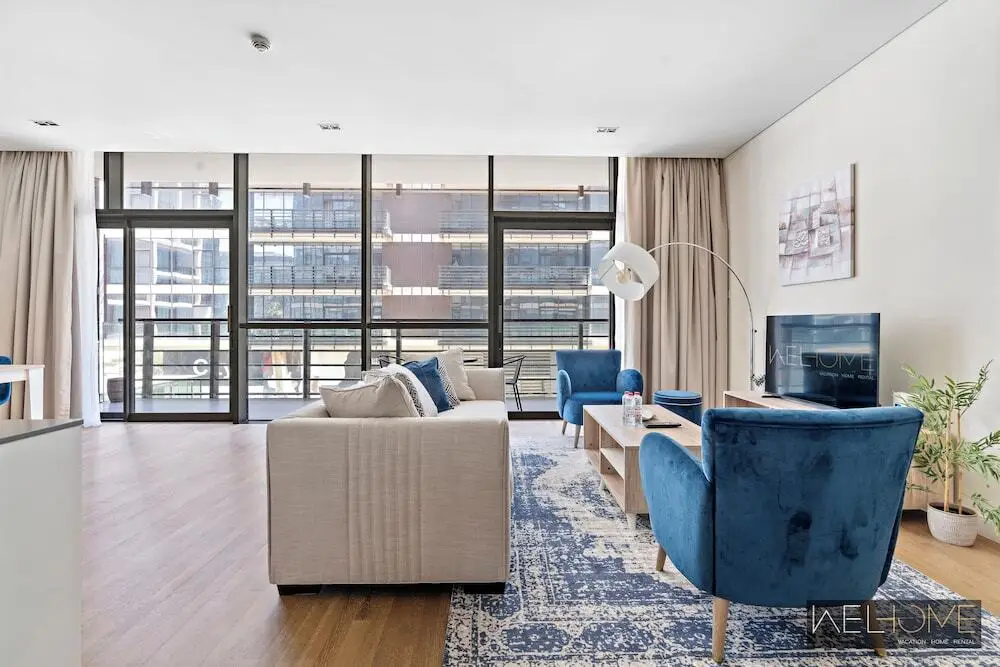 Дубай: WelHome - Luxury Living in Dubai's  City Walk Building 5