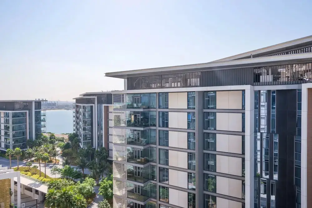 Luxury 2BR plus maids room in Bluewaters — фото 1
