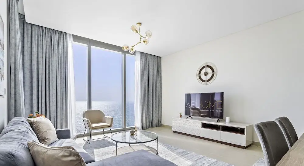 Дубай: WelHome - Spectacular 2BR Apartment with Panoramic Sea Views