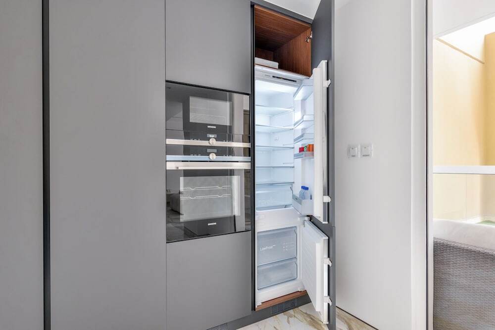 Дубай: Stunning 1BR in Bahar near JBR Beach