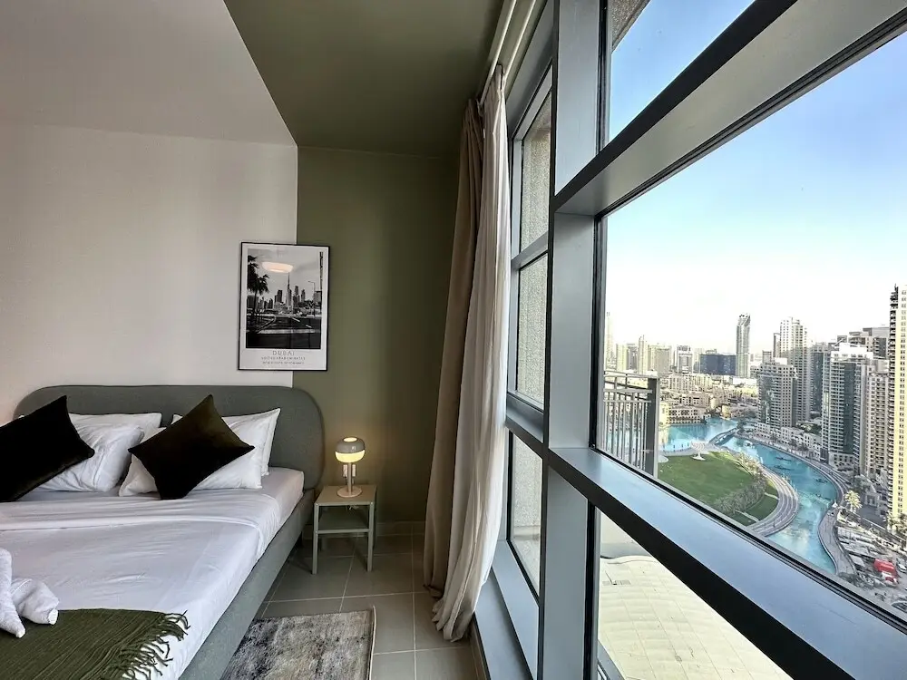 Lux BnB Standpoint Tower Fountain View — фото 1