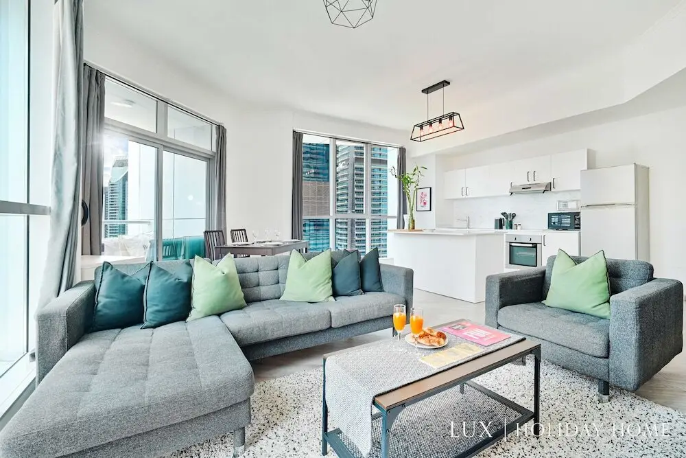Дубай: LUX The Dubai Marina View Suite