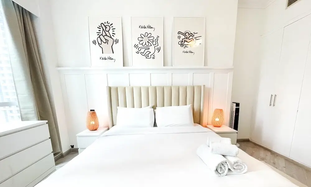 Дубай: LUX The Dubai Marina View Suite