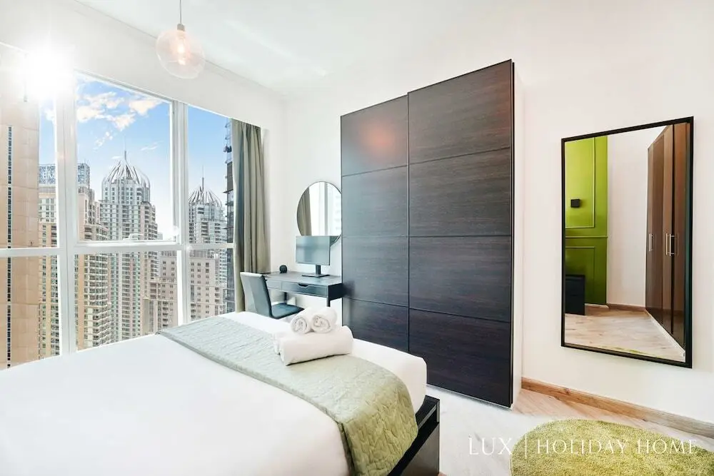 Дубай: LUX The Dubai Marina View Suite