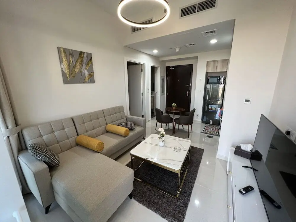 Дубай: Master piece - Lush Green Oasis With Balcony With Stunning Views