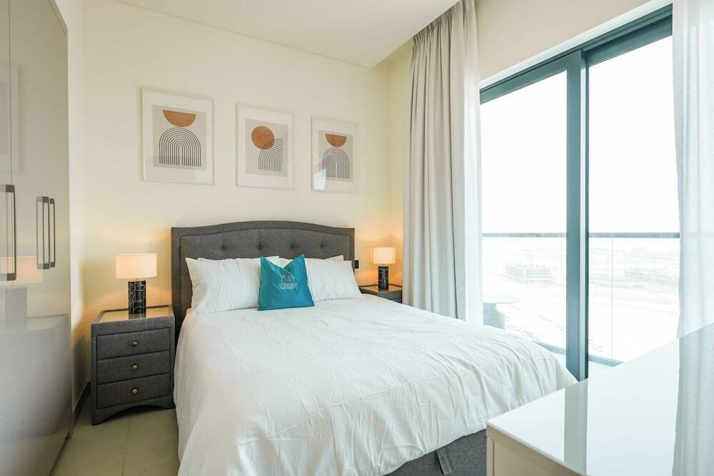 Дубай: Yogi - Bright Apartment With Panoramic CityScape Views