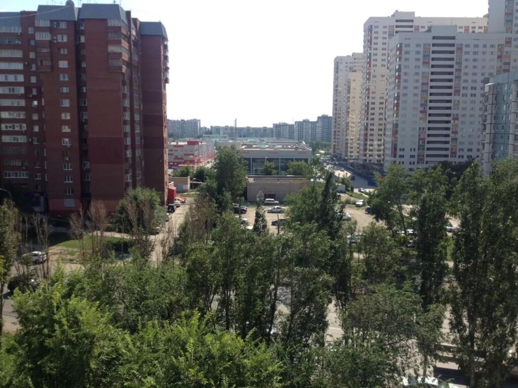 Квартира двухкомнатная на проспекте Кирова 411 — фото 1
