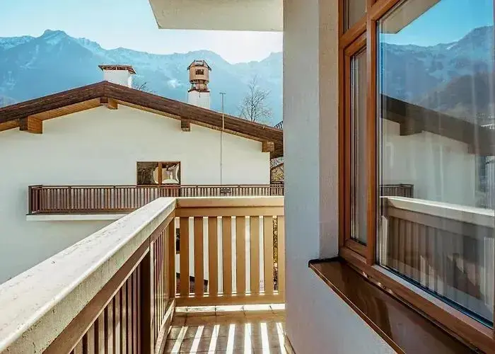 Эсто-Садок: Апартаменты Rosa Ski Inn Apartments Rosa Khutor