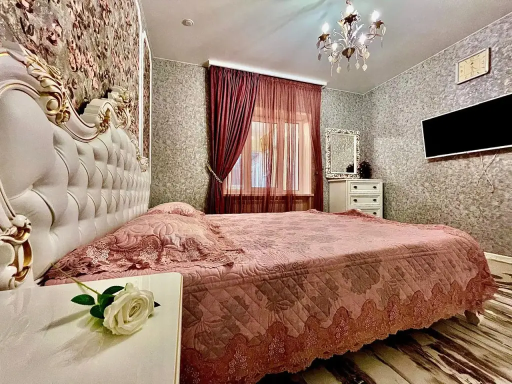 Кисловодск: Частный дом на улице Гастелло 32