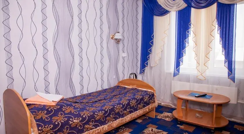 Шарыпово: Yuzhnaya hotel
