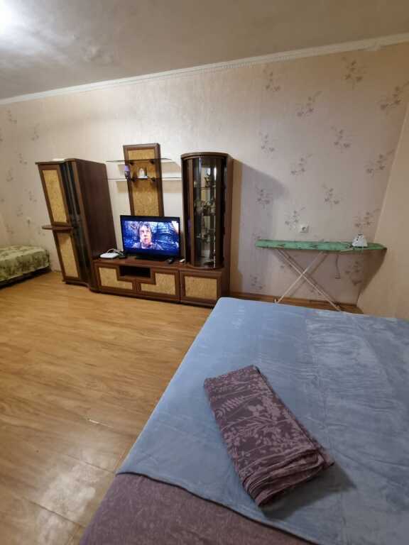 Пермь: Апартаменты на Петропавловской 79