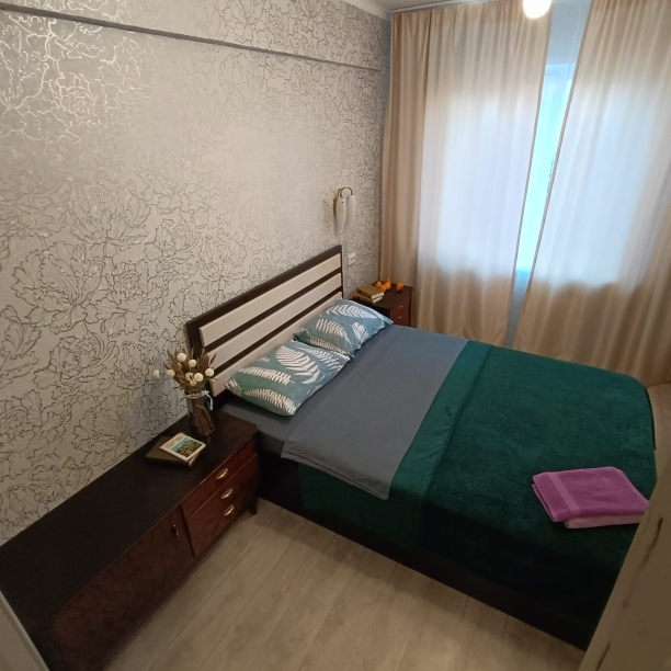 Квартира в центре правого берега с выходом на набережную Енисея — фото 1