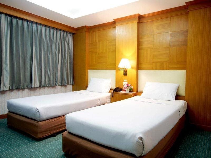 Накхон-Патхом: River Hotel Nakhon Pathom