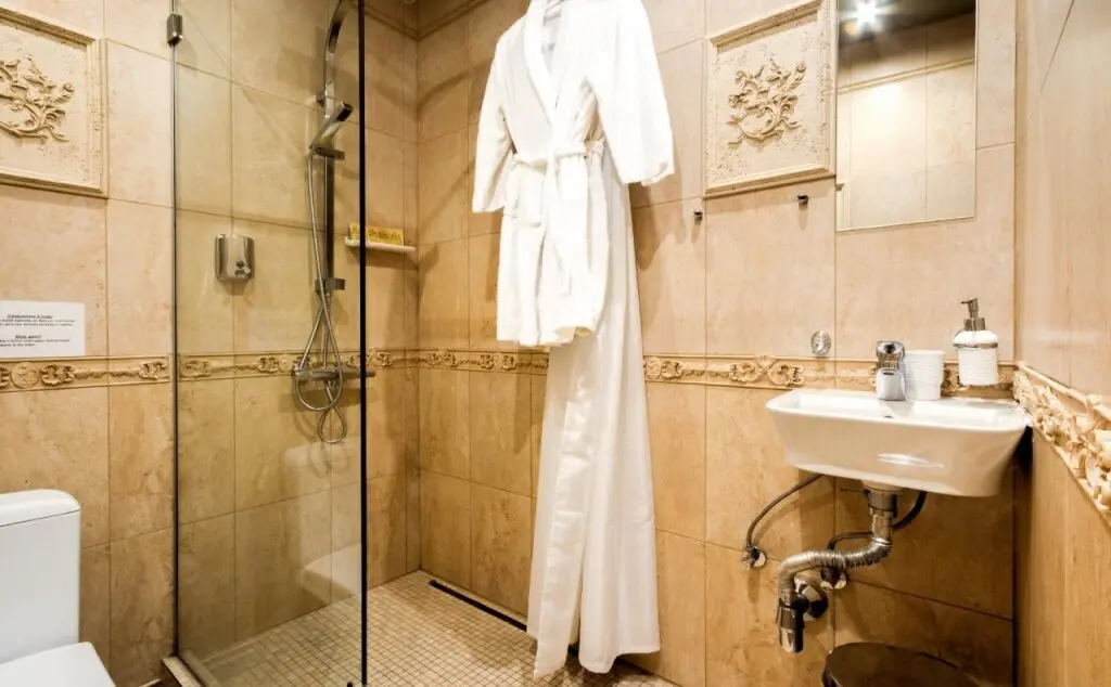 Санкт-Петербург: GhOtel На Невском