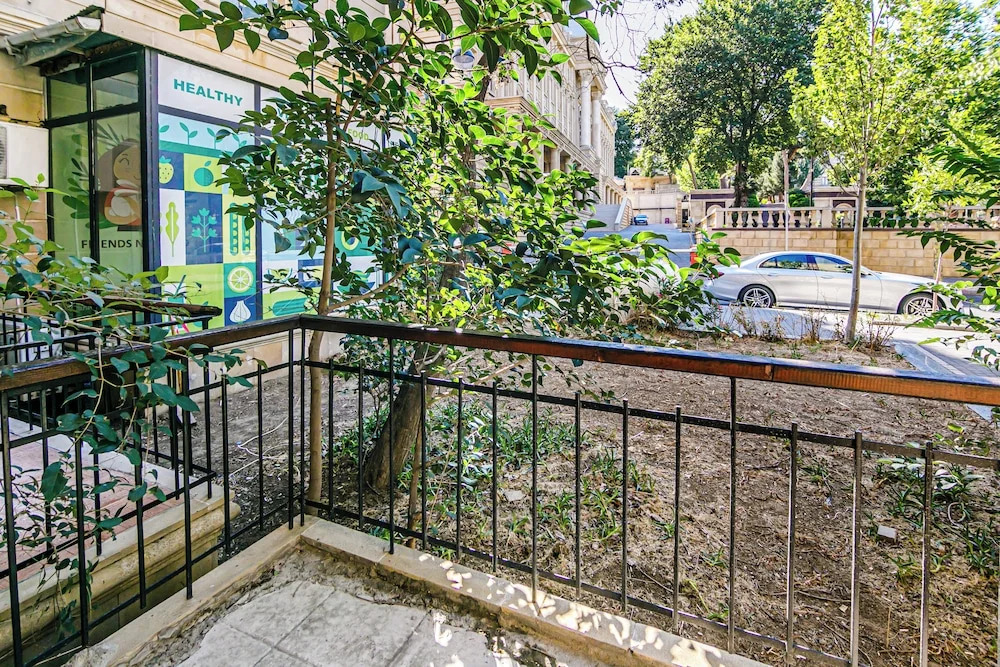 Azneft Garden Apartment — фото 1