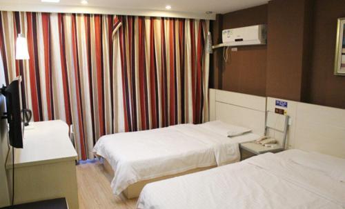 Цзясинь: Thank Inn Chain Hotel Jiaxing Yuehe Ancient Street