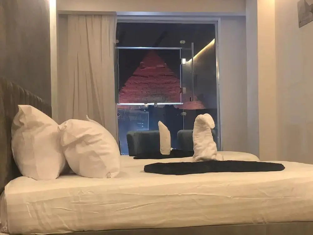 Гиза: Cleopatra Pyramids View Inn