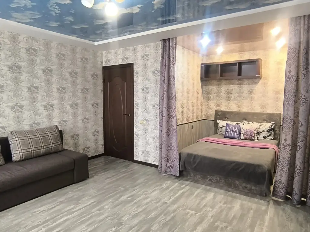 Квартира с евроремонтом рядом с ТРК Галактика — фото 1
