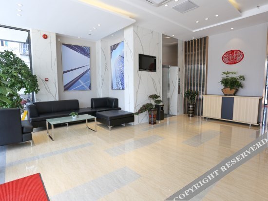 Гуанчжоу: Convenient City Hotel (Guangzhou Baiyun International Airport Renhe Shop)