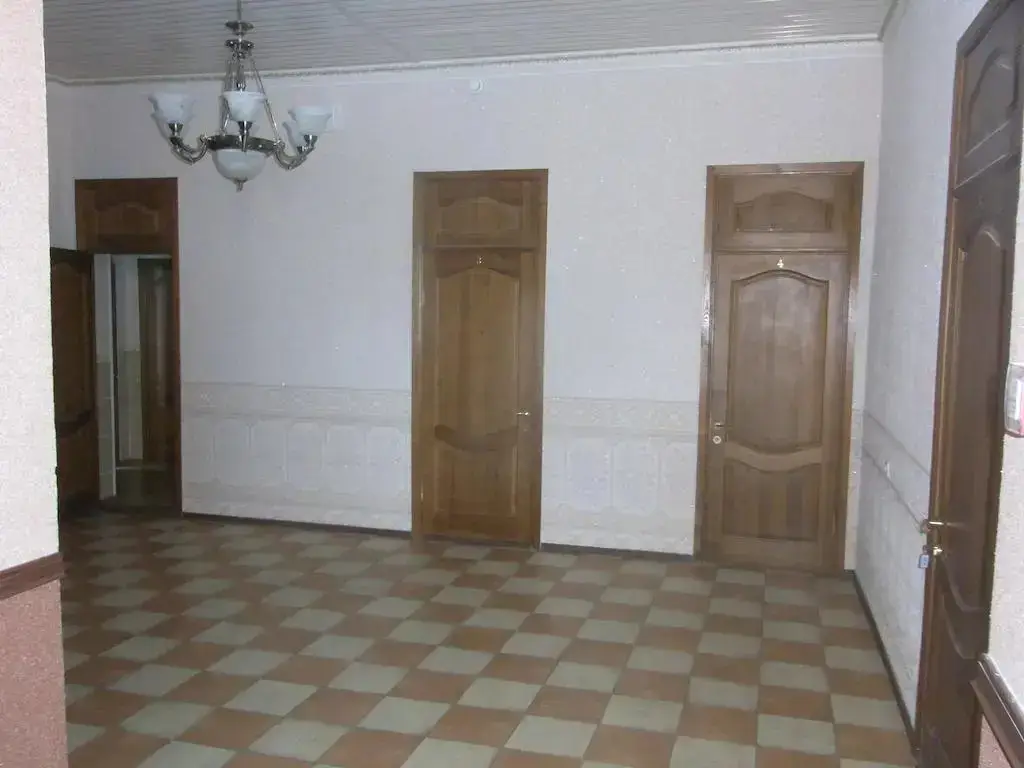 Почеп: White House Guest House
