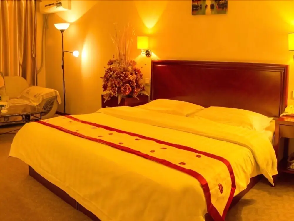 Далянь: Greentree Inn Dalian Airport Express Hotel