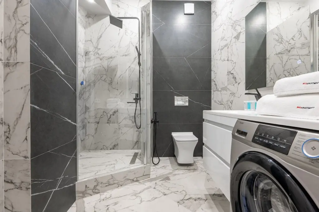 Сочи: Апартаменты RED APARTMENTS Светлана Парк Сторми