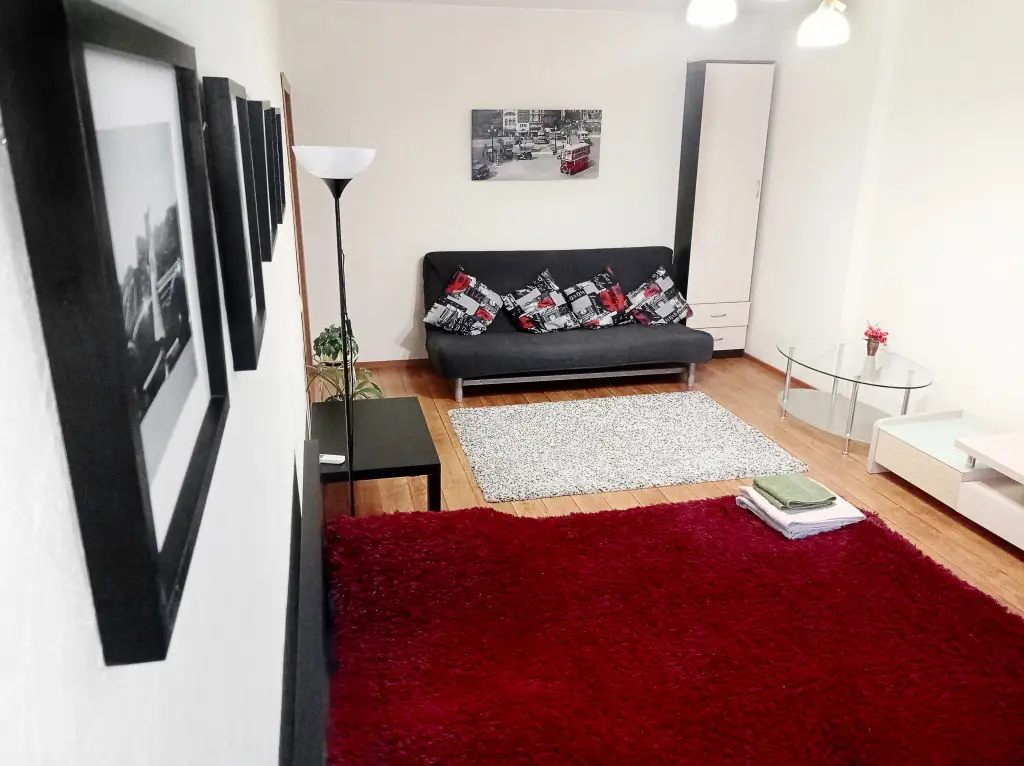 Екатеринбург: Квартира на Радищева 33