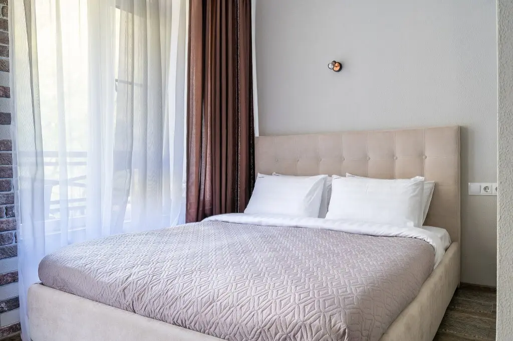 Эсто-Садок: Апартаменты RED APARTMENTS Куршевель Андорра