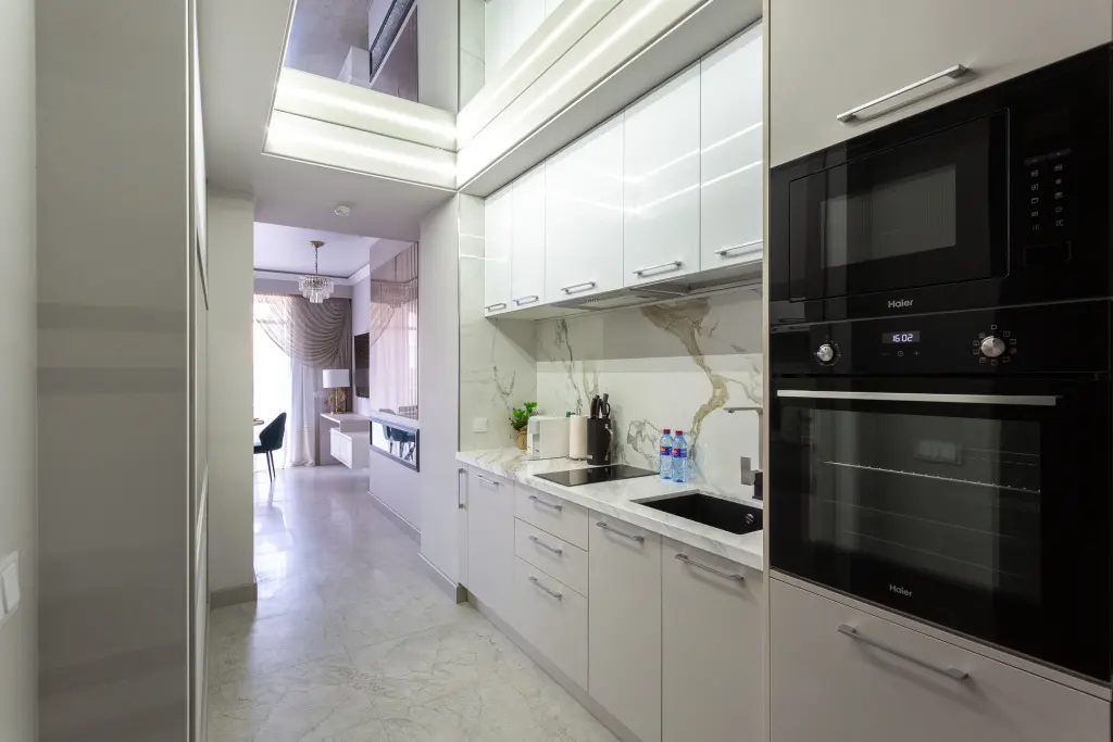 Сочи: Апартаменты Red Apartments Светлана Парк Эмилия