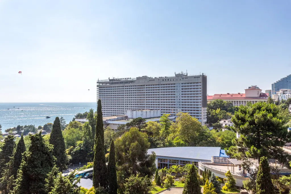 Сочи: Апартаменты Red Apartments Светлана Парк Эмилия